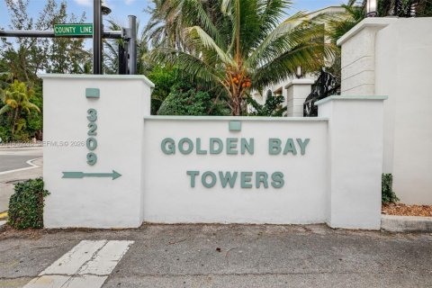 Купить кондоминиум в Халландейл-Бич, Флорида 2 спальни, 111.48м2, № 2006719 - фото 16