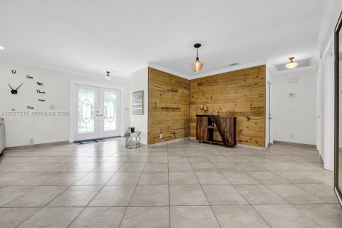 House in Delray Beach, Florida 3 bedrooms, 256.13 sq.m. № 2339962 - photo 17