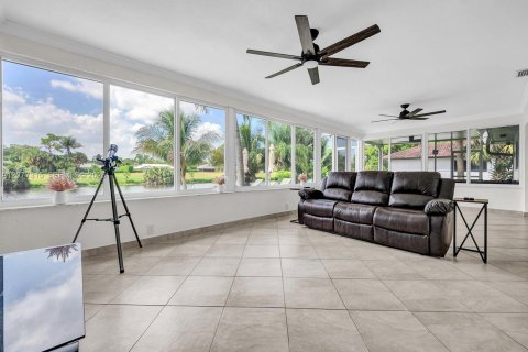 House in Delray Beach, Florida 3 bedrooms, 256.13 sq.m. № 2339962 - photo 20