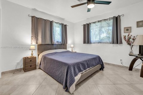 House in Delray Beach, Florida 3 bedrooms, 256.13 sq.m. № 2339962 - photo 29
