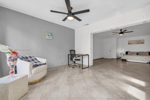 House in Delray Beach, Florida 3 bedrooms, 256.13 sq.m. № 2339962 - photo 27
