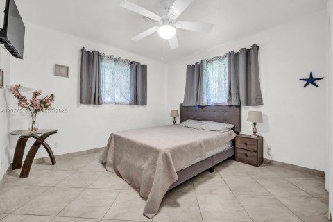 House in Delray Beach, Florida 3 bedrooms, 256.13 sq.m. № 2339962 - photo 28