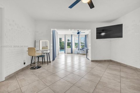 House in Delray Beach, Florida 3 bedrooms, 256.13 sq.m. № 2339962 - photo 23
