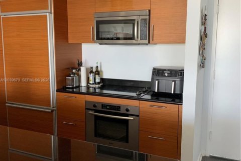 Copropriété à louer à Miami, Floride: 2 chambres, 116.69 m2 № 2145816 - photo 8