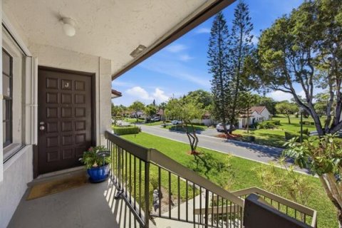 Copropriété à vendre à Boca Raton, Floride: 2 chambres, 117.61 m2 № 2078173 - photo 4