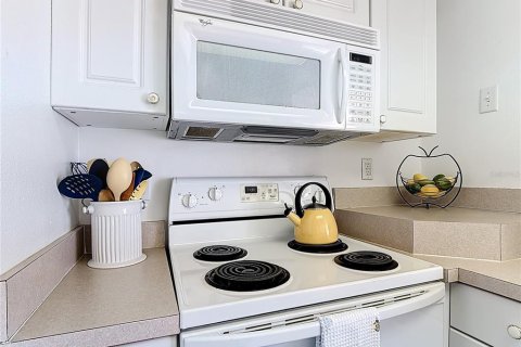 Adosado en venta en Davenport, Florida, 4 dormitorios, 176.7 m2 № 2218380 - foto 11