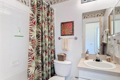 Adosado en venta en Davenport, Florida, 4 dormitorios, 176.7 m2 № 2218380 - foto 24