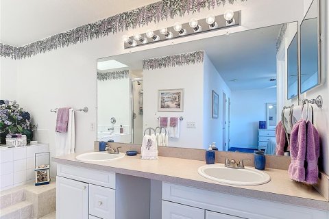 Adosado en venta en Davenport, Florida, 4 dormitorios, 176.7 m2 № 2218380 - foto 19