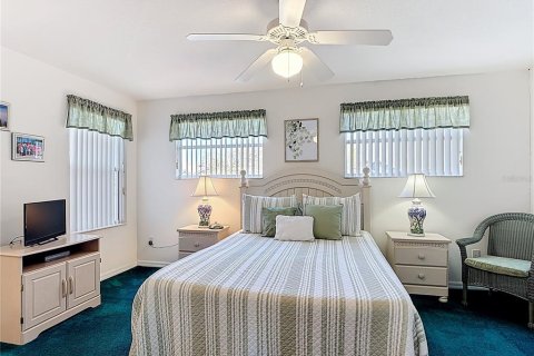 Adosado en venta en Davenport, Florida, 4 dormitorios, 176.7 m2 № 2218380 - foto 15