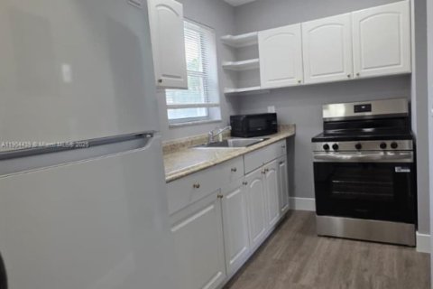 Copropriété à louer à West Palm Beach, Floride: 1 chambre, 55.74 m2 № 1955435 - photo 3