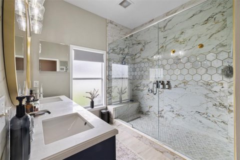 Casa en venta en Winter Park, Florida, 4 dormitorios, 215.72 m2 № 2377481 - foto 24