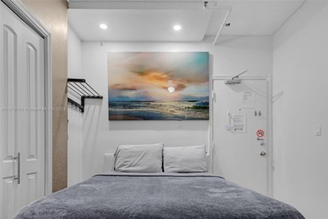 Condominio en venta en Miami Beach, Florida, 18.58 m2 № 1962960 - foto 8