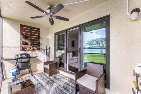 Купить кондоминиум в Дирфилд-Бич, Флорида 2 спальни, 102.19м2, № 2006873 - фото 23