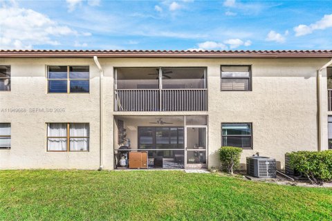 Купить кондоминиум в Дирфилд-Бич, Флорида 2 спальни, 102.19м2, № 2006873 - фото 26