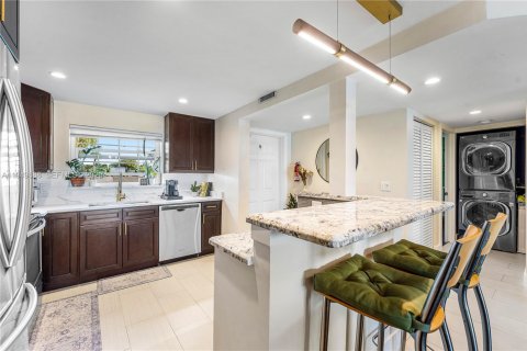 Купить кондоминиум в Дирфилд-Бич, Флорида 2 спальни, 102.19м2, № 2006873 - фото 8