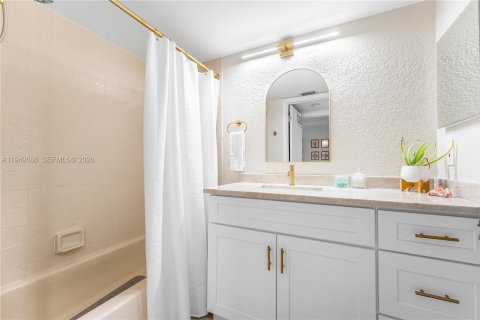 Купить кондоминиум в Дирфилд-Бич, Флорида 2 спальни, 102.19м2, № 2006873 - фото 17