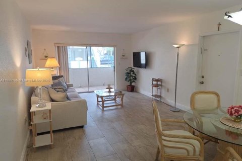 Copropriété à vendre à Miami, Floride: 1 chambre, 79.34 m2 № 1939322 - photo 3
