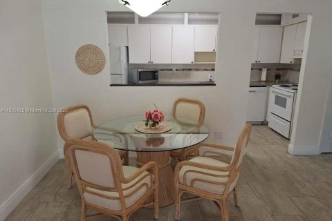 Copropriété à vendre à Miami, Floride: 1 chambre, 79.34 m2 № 1939322 - photo 5