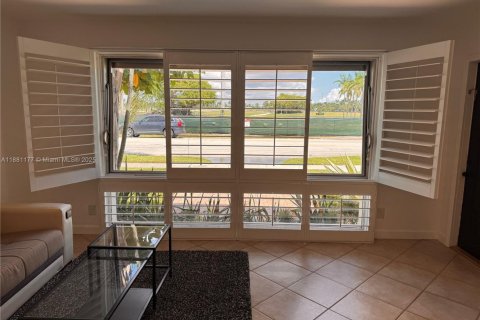 Купить виллу или дом в Холливуд, Флорида 3 спальни, 172.15м2, № 1924867 - фото 3