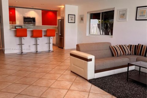 Купить виллу или дом в Холливуд, Флорида 3 спальни, 172.15м2, № 1924867 - фото 16