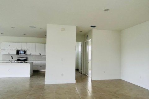 House in Ave Maria, Florida 3 bedrooms № 1840840 - photo 5