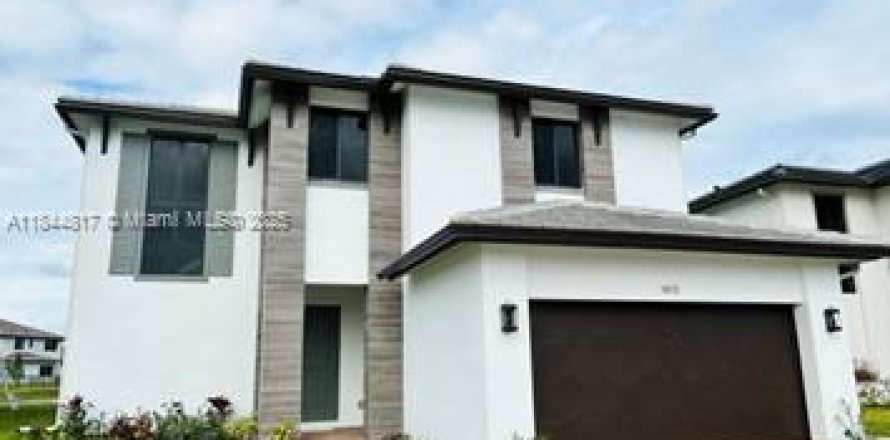House in Ave Maria, Florida 3 bedrooms № 1840840