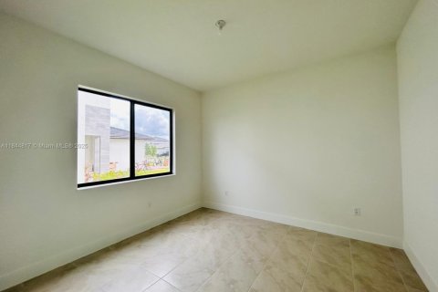 House in Ave Maria, Florida 3 bedrooms № 1840840 - photo 8
