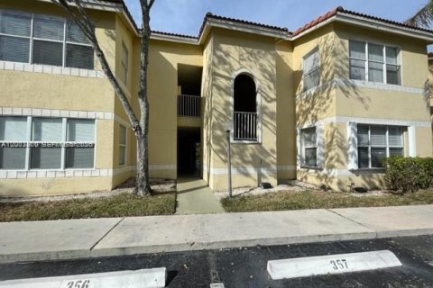 Condo in Sunrise, Florida, 1 bedroom  № 2069584 - photo 3