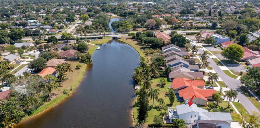 Villa ou maison à Wellington, Floride 3 chambres, 193.05 m2 № 1102057