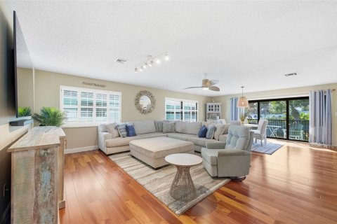 Condominio en venta en Stuart, Florida, 2 dormitorios, 147.53 m2 № 2154410 - foto 3