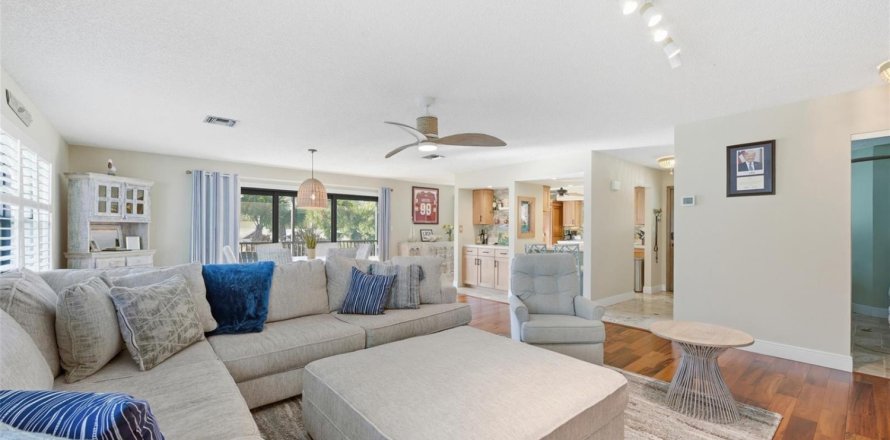 Condominio en Stuart, Florida, 2 dormitorios № 2154410