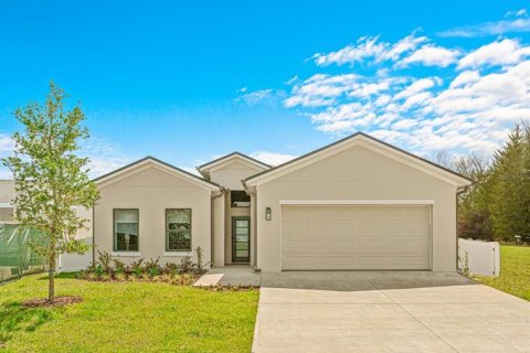 House in Mascotte, Florida 4 bedrooms, 185.62 sq.m. № 2148533
