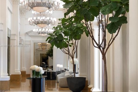 Condominio en venta en Sunny Isles Beach, Florida, 3 dormitorios, 205.69 m2 № 1982130 - foto 2