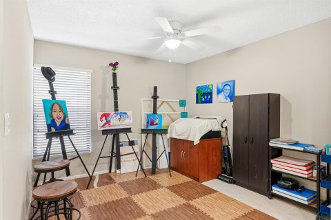 Condo in Boynton Beach, Florida, 3 bedrooms № 2172156 - photo 11