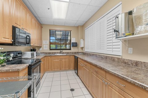 Condo in Boynton Beach, Florida, 3 bedrooms № 2172156 - photo 28