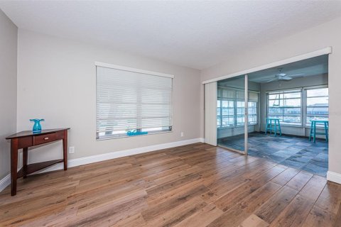 Copropriété à louer à New Port Richey, Floride: 2 chambres, 110.93 m2 № 1680708 - photo 15