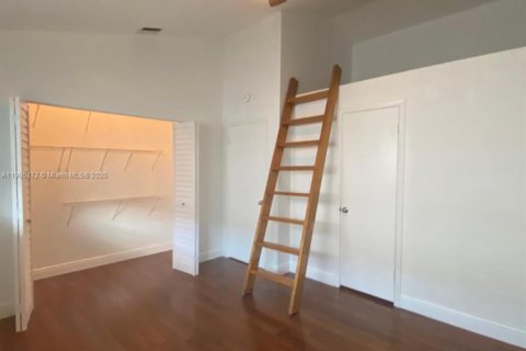 Adosado en alquiler en Key Biscayne, Florida, 2 dormitorios, 81.29 m2 № 1956315 - foto 12