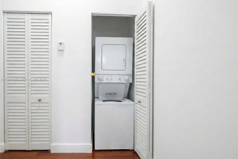 Adosado en alquiler en Key Biscayne, Florida, 2 dormitorios, 81.29 m2 № 1956315 - foto 23