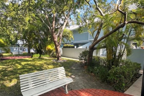 Adosado en alquiler en Key Biscayne, Florida, 2 dormitorios, 81.29 m2 № 1956315 - foto 28