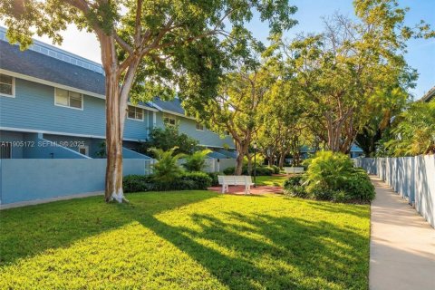 Adosado en alquiler en Key Biscayne, Florida, 2 dormitorios, 81.29 m2 № 1956315 - foto 27