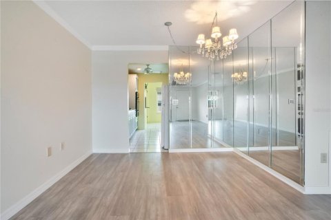 Copropriété à vendre à Gulfport, Floride: 2 chambres, 104.05 m2 № 2149583 - photo 9