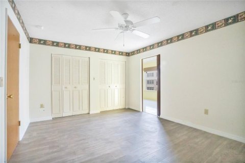 Copropriété à vendre à Gulfport, Floride: 2 chambres, 104.05 m2 № 2149583 - photo 20
