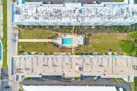 Copropriété à vendre à Gulfport, Floride: 2 chambres, 104.05 m2 № 2149583 - photo 28