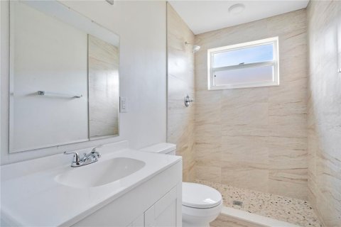 Copropriété à vendre à Gulfport, Floride: 2 chambres, 104.05 m2 № 2149583 - photo 21