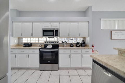 Casa en venta en Kissimmee, Florida, 4 dormitorios, 158.03 m2 № 1916686 - foto 30