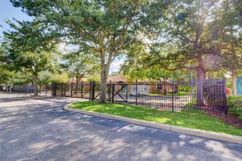 Commercial property in Orlando, Florida 488.29 sq.m. № 2104296 - photo 21