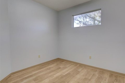 Commercial property in Orlando, Florida 488.29 sq.m. № 2104296 - photo 8
