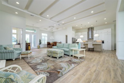 Casa en venta en Dade City, Florida, 3 dormitorios, 297.47 m2 № 1914548 - foto 8