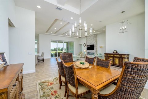 Casa en venta en Dade City, Florida, 3 dormitorios, 297.47 m2 № 1914548 - foto 7