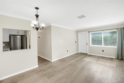 Copropriété à louer à Bradenton, Floride: 2 chambres, 80.36 m2 № 2381011 - photo 6
